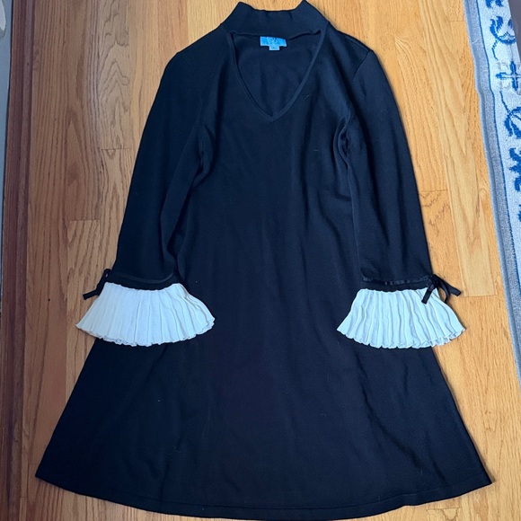 CeCe Black Dress with White Pleated Cuffs - Picture 1 of 4